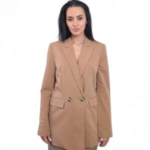 Sacou croi clasic, închidere la două rânduri de nasturi pentru femei C&A Sacou croi clasic, revere clasice crestate,  umeri structurați, două buzunare frontale funcționale cu clapetă, închidere la două rânduri de nasturi. Disponibil în magazin și online cu livrare rapidă în toată România. Mărimi: 36 Material: 75% poliester, 19% vâscoză, 6% elastan Căptușeală: 100% poliester Culoare: maro 